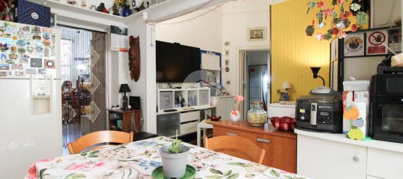 2 bedrooms Apartment in Milan, Italy No. 287086 2