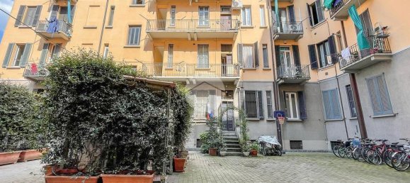 2 bedrooms Apartment in Milan, Italy No. 287086 18