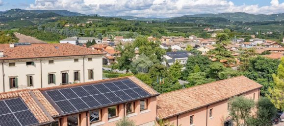 635m² Building in San Pietro in Cariano, Italy No. 373285 3