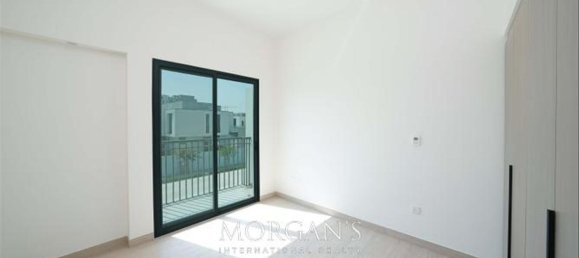 4 bedrooms Townhouse in Al Furjan, UAE No. 43692 2