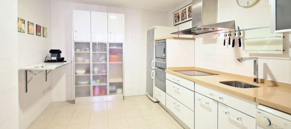2 bedrooms Apartment in Marbella, Spain No. 38353 5