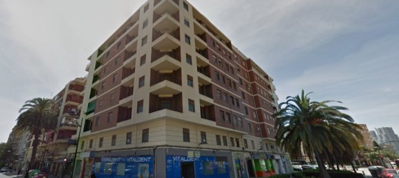 Propiedad comercial de 20 dormitorios en Valencia, Spain No. 946 6