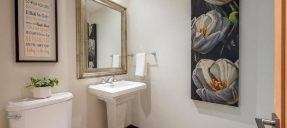 3 bedrooms House in British Columbia, Canada No. 1123 11