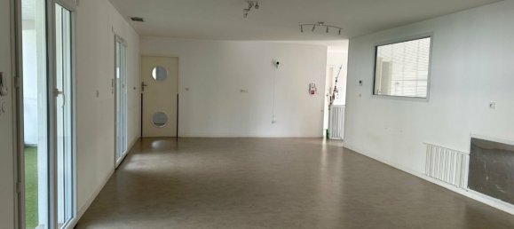 Дом с 4 спальнями в Le Barp, Франция № 361842 4