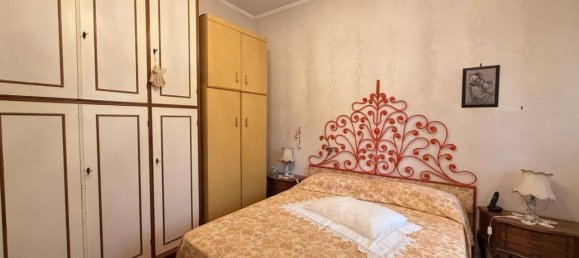 5 rooms Apartment in Rome, Italy No. 40439 30