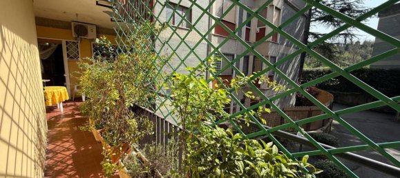 5 rooms Apartment in Rome, Italy No. 40439 40