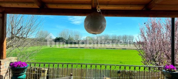 2 bedrooms Villa in Ferrara, Italy No. 330233 5