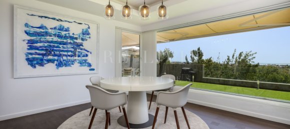 Villa de 4 dormitorios en Estepona, Spain No. 44400 6