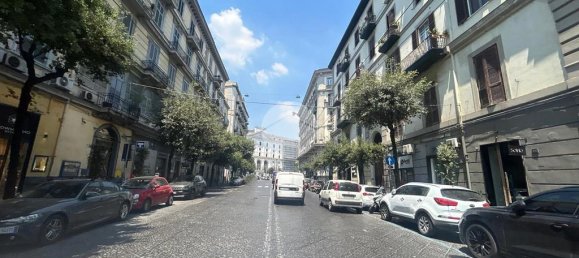25m² Commercial property in Naples, Italy No. 322203 22