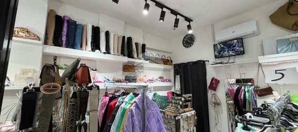 25m² Commercial property in Naples, Italy No. 322203 3