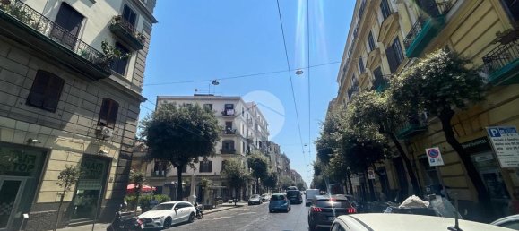 25m² Commercial property in Naples, Italy No. 322203 19