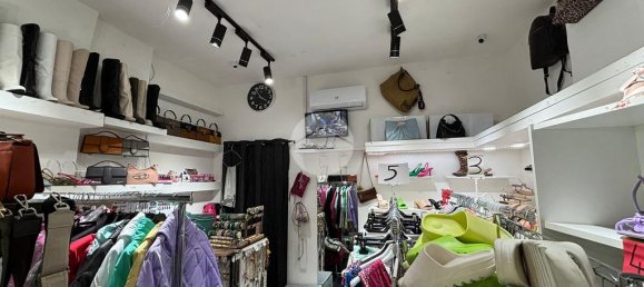 25m² Commercial property in Naples, Italy No. 322203 2