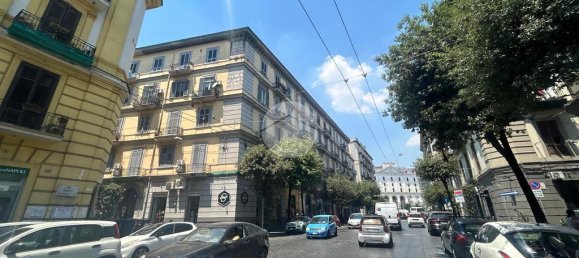 25m² Commercial property in Naples, Italy No. 322203 20