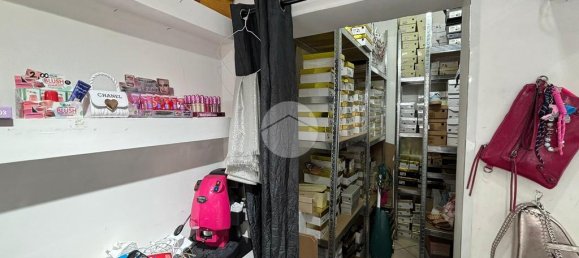 25m² Commercial property in Naples, Italy No. 322203 9