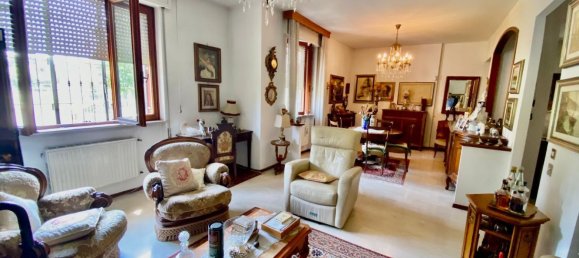 4-salle Appartement à Piacenza, Italy No. 129871 10