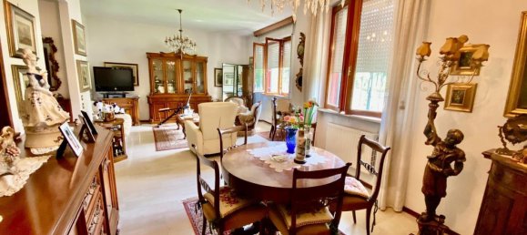 4-salle Appartement à Piacenza, Italy No. 129871 3