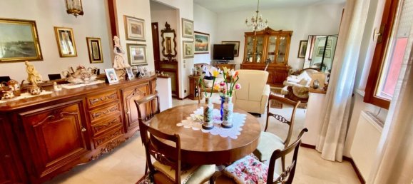 4-salle Appartement à Piacenza, Italy No. 129871 11