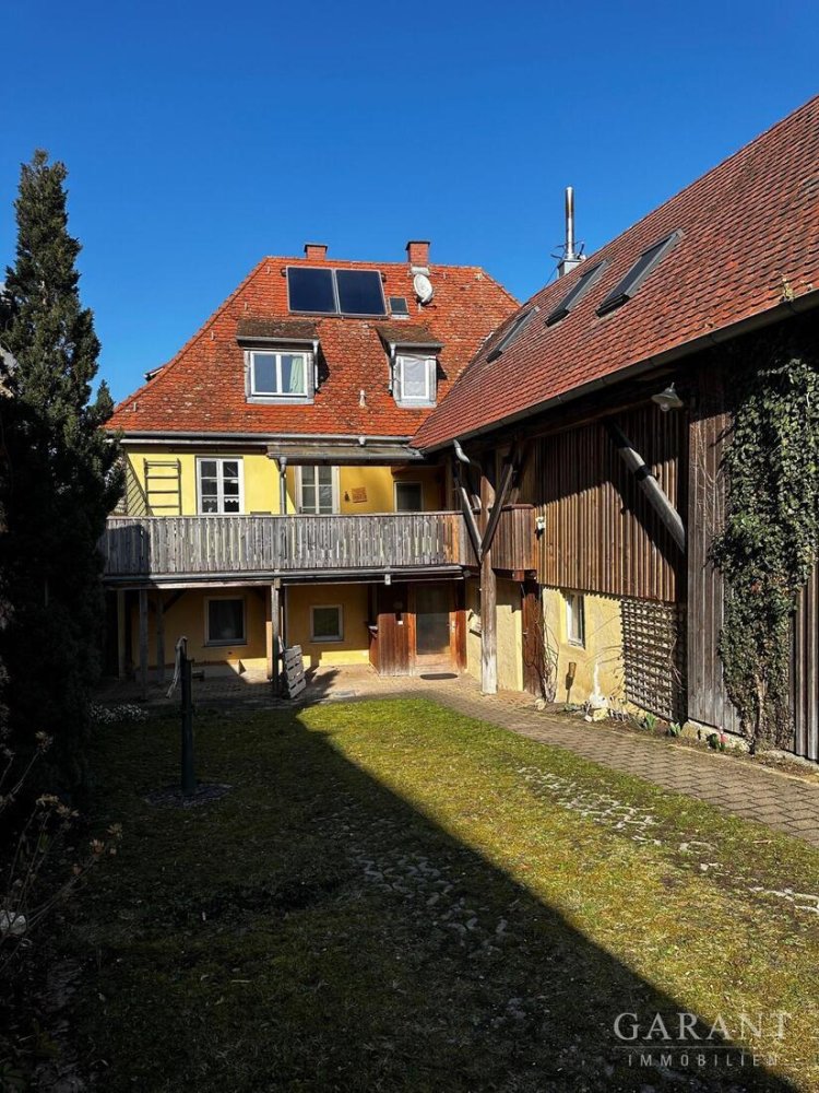 9 rooms Townhouse in Donau-Ries, Germany No. 119626