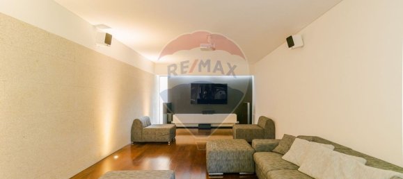 4 bedrooms Villa in Santa Maria da Feira, Portugal No. 87273 9