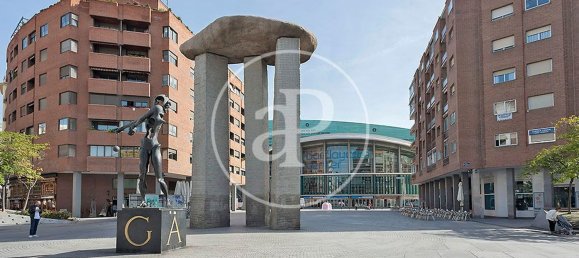 3 bedrooms Apartment in Madrid, Spain No. 120023 18