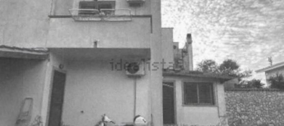 Casa de 3 habitaciónes en Ardea, Italy No. 197371 17