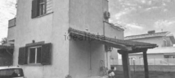 Casa de 3 habitaciónes en Ardea, Italy No. 197371 4