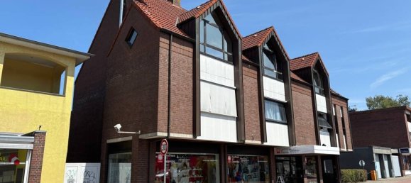 470m² Building in Leer, Germany No. 167615 2