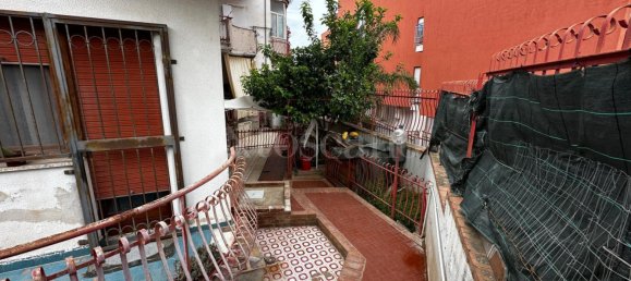 4 rooms House in Palermo, Italy No. 128348 8