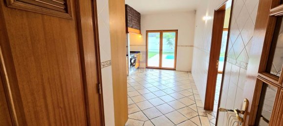 5 bedrooms House in Sesimbra, Portugal No. 125580 8