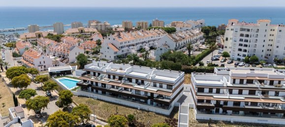 Apartamento de 3 dormitorios en Estepona, Spain No. 137966 21