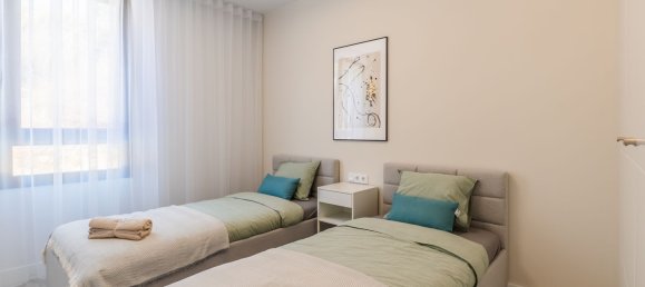Apartamento de 3 dormitorios en Estepona, Spain No. 137966 13