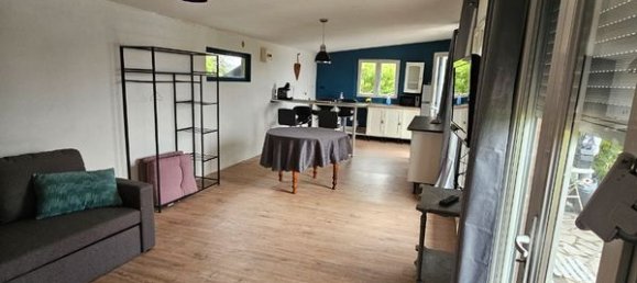 Land in Auneuil, France No. 326118 2