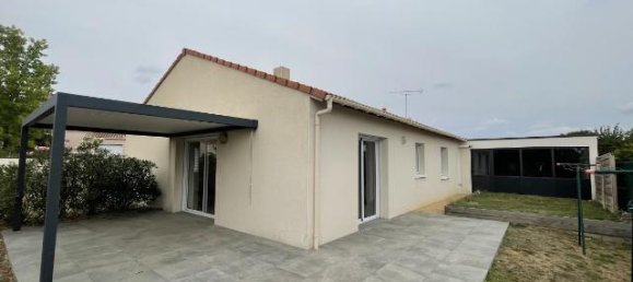 3 bedrooms House in Maine-et-Loire, France No. 343262 2