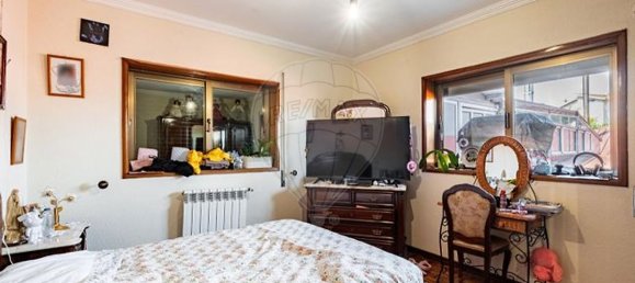 Casa de 6 dormitorios en Vila de Cucujaes, Portugal No. 20486 10