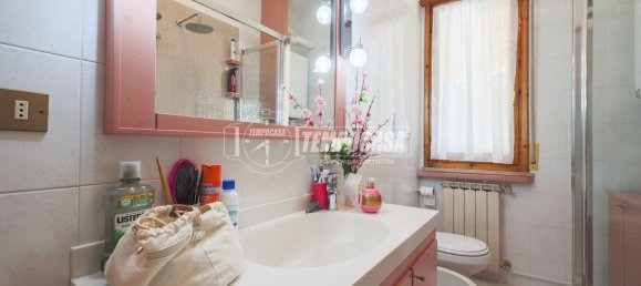 Apartamento de 3 habitaciónes en Rimini, Italy No. 305146 11