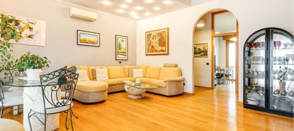 4 rooms Apartment in Garbagnate Milanese, Italy No. 259093 5