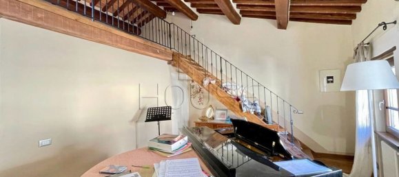 3 rooms Apartment in Sansepolcro, Italy No. 145577 8