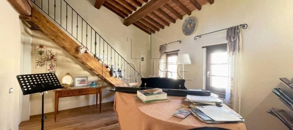 3 rooms Apartment in Sansepolcro, Italy No. 145577 9