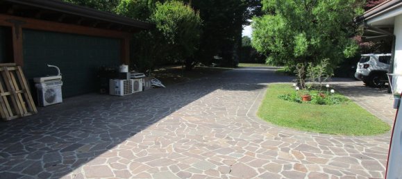 Вилла с 10 комнатами в Новента Падована, Италия № 161839 3