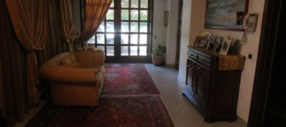 Вилла с 10 комнатами в Новента Падована, Италия № 161839 12