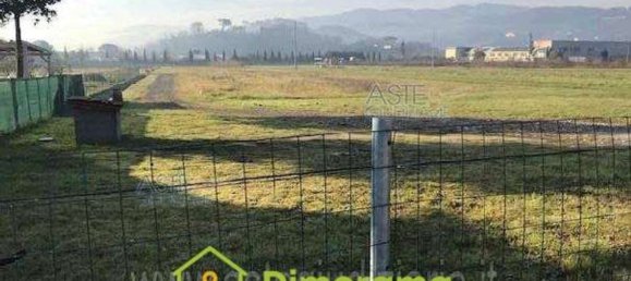 11358m² Land in Pistoia, Italy No. 50517 8