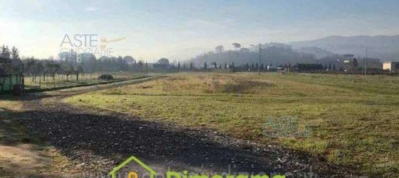 11358m² Land in Pistoia, Italy No. 50517 7