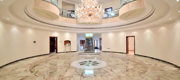 6 bedrooms Villa in Emirates Hills, UAE No. 26051 3