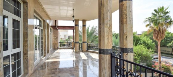 6 bedrooms Villa in Emirates Hills, UAE No. 26051 16