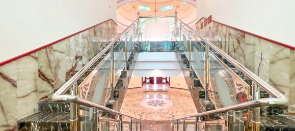 6 bedrooms Villa in Emirates Hills, UAE No. 26051 11