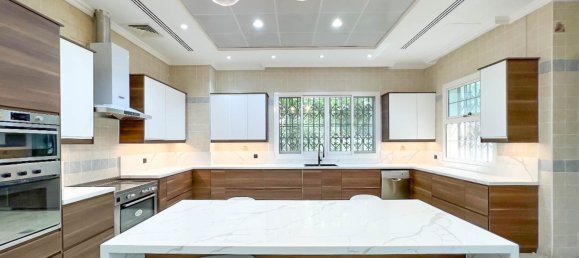 6 bedrooms Villa in Emirates Hills, UAE No. 26051 7