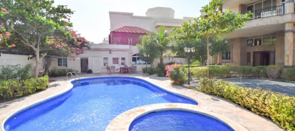 6 bedrooms Villa in Emirates Hills, UAE No. 26051 17