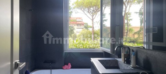 2 bedrooms Apartment in Rome, Italy No. 321402 21
