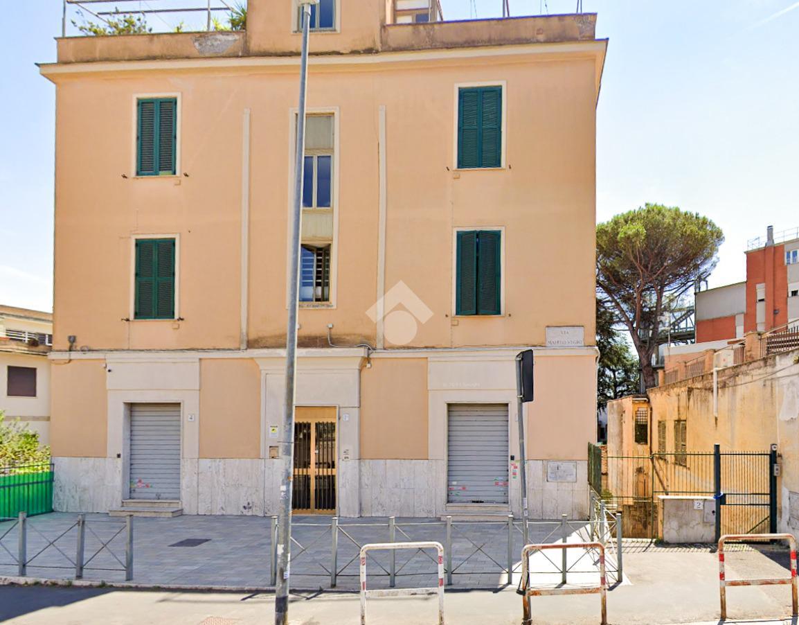 2 rooms Apartment in Rome, Italy No. 35131