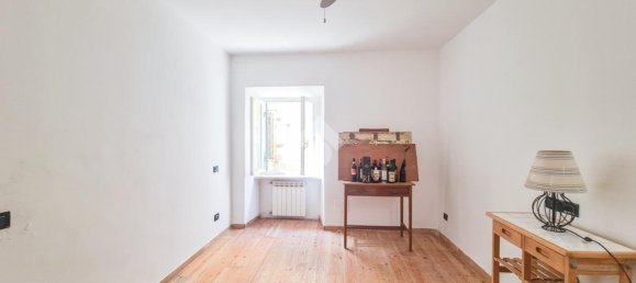 2 rooms Apartment in Rome, Italy No. 35131 18